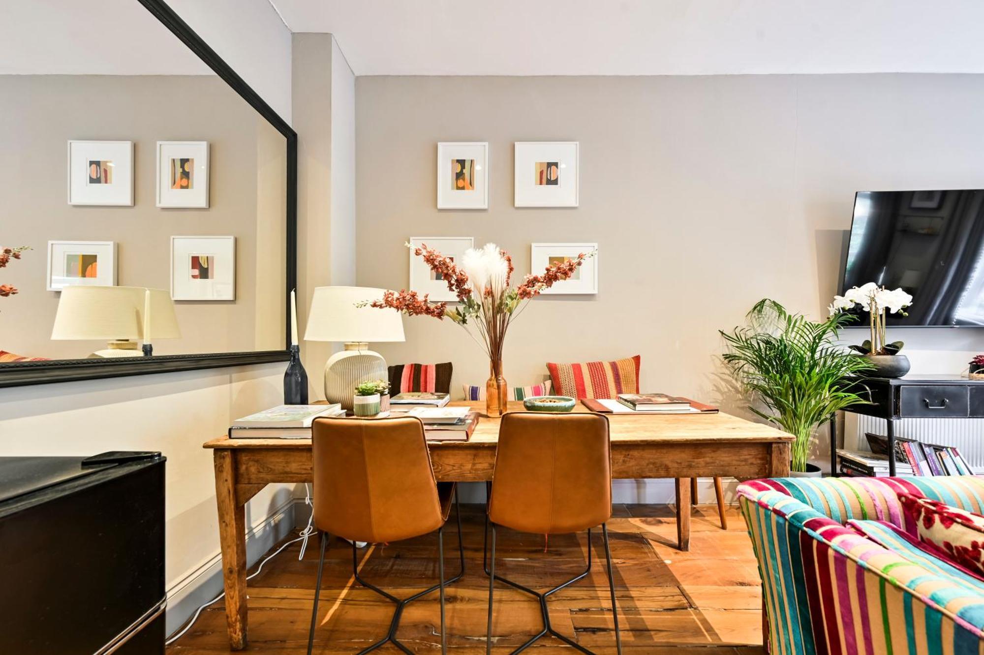 Magnificent 2 Bed Hyde Park Mews House Lägenhet London Exteriör bild